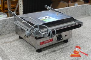 134 · 1 X ROBAND CONTACT GRILL, MODEL: TX4, SN:6069, 240V, 2400W, UNTESTED