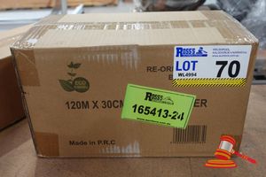70 · BAKING PAPER (BOX OF 4 ROLLS)