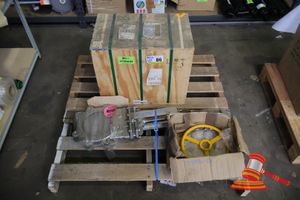 1 X Siemens Sinamics G15 1301150 Variable Frequency Drive, Model: 6sl3000-2ae41-0aa0, Sn:Ase00213512, Includes: 1 X Isolation Valve With Yellow Handwheel (Poss Unused, Crated)