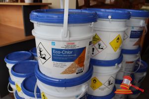 370 · 2x TUBS OF ECO-CHLOR DRY CHLORINE TABLET BACTERICIDE (GRANULAR), 10kg PER TUB