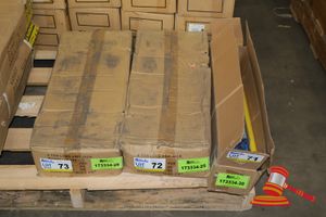 1 X Long Arm Jack, Model: Lt208, 8 Ton, Q'Ty: 2 Pcs (Boxed, Poss Unused)