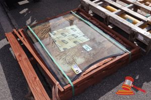 CATERPILLAR GLASS PANEL 1060 x 830mm
