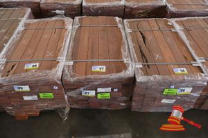 Pack Of Jarrah Decking 86 X 19 X 900mm, Feature, 108 Lm, Pack# 320028822, Transport Dims - L 950 X H 450 X W 500.