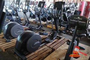 1 X Pulse Fitness Elliptical Cross Trainer, Model: 280g-F, Sn:280g-F06531, Untested, Some Marks, 570mm W X 2m L X 1.6m H, On A Pallet