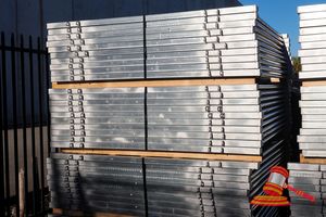 11 · PORTABLE CATTLE PANELS, 10 x 2.1M x 1.8M, W/BAG OF NUTS & BOLTS