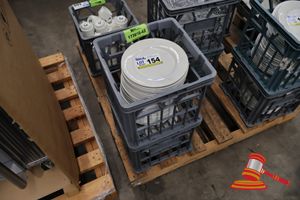 APPROX 50 X WHITE DINNER PLATES, IN 2 X MILK CRATES (COMMERCIAL GRADE)