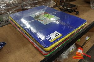 41 · CUTTING BOARD 45*60*13 (SET OF 6 COLOURS)