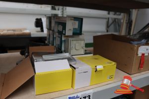 173 · BUNDLE WITH ASSORTED ELECTRICAL INCLUDING: LIGHT SWITCH COVERS, SWITCHES AND PLUGS, UNTESTED