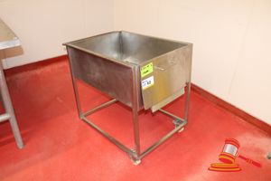 63 · STAINLESS STEEL MOBILE DRAINING TUB WITH PERFORATED BOTTOM AND DRAINAGE OUTLET. APPROX 800 X 600 X H800MM. 2 X WHEELS