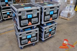 4 X CHAINMASTER CHAIN HOIST MOBILE ROAD CASE (BLACK) WITH CUSTOM INTERNAL PARTITIONING. USED FOR CHAIN BLOCK/HOIST STORAGE. LAMINATED PLYWOOD CONSTRUCTION. CASE DIMENSIONS 600 X 600 X H580MM. (12/13/14/17)