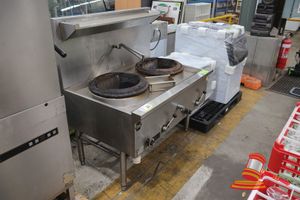 25 · B+S UFWWD-2 DOUBLE HOLE WOK - SERIAL:UFWW-2434. CHIMNEY BURNER, NATURAL GAS, STAINLESS STEEL, FREESTANDING, 1200MMW X 840MMD X 1300MMH (749019)