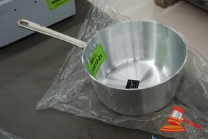 156 · 1 X CATERCHEF ALUMINIUM SAUCEPAN, TAPERED SIDES, 5.5L