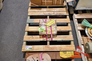 1 X CAP LOCKING M24 CAST COVER, CAMCO ENG P/N:CAMCO2611, BOXED, ON A PALLET. (B3287152)