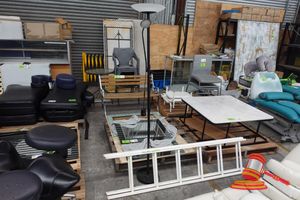 1 X Black Lamp, Approx; 1.8m H, 2 X White Ladder, Approx; 1.8m L X 450mm W, Some Marks , Untested