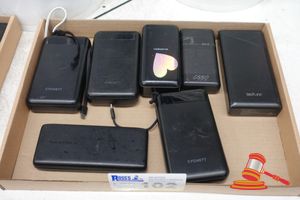 102 · APPROX 7 X POWER BANKS, VARIOUS BRANDS AND MAH CAPACITY INCLUDING CYGNETT, (UNTESTED)