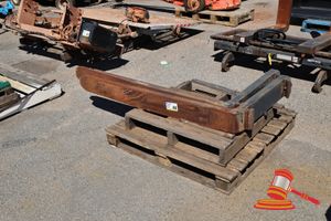 40 · 2 x CASCADE FORKLIFT TYNE, 2BR60SD, 150 x 60 x 1524