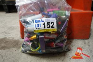 152 · BAG OF APPROX 100 LIGHTERS
