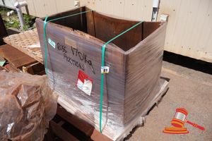 1 X Brevini Hydraulic Motor, Model: Fc-3065/Fs, Sn:121456, Untested (Some Marks),Approx; 1.1m W X 900mm D X 790mm H, In A Crate