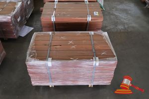 86 · PACK OF JARRAH DECKING 86 x 19 x 900mm, FEATURE, 108 LM, PACK# 320028692, TRANSPORT DIMS - L 900 x H 450 x W 500.