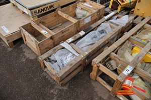 1 X Komatsu Wa900 Upper Tank, P/N: 427-03-21411, Approx; 1.6m L X 210mm W X 130mm H, Some Marks, In A Crate
