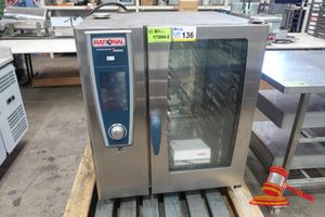 136 · 1 X RATIONAL SELFCOOKING CENTER 5 SENSES COMBI OVEN, 3 PHASE PLUG, (APPROX 850 X 800 X H1030MM), UNTESTED, WITH STAINLESS STEEL MOBILE STAND (APPROX 860 X 710 X H900MM)