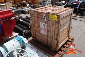 98 · 1 X FLOWMETER, MODEL: 20971300, (CRATED) S44#4973659164, DR# 1702,