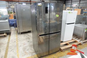 11 · LG SIDE BY SIDE REFRIGERATOR-FREEZER, MODEL: GS-B680PL, TOTAL VOLUME: 626/687L, S/N: 812TRNGOV383, L912 X W720 H1785, DENTS AND SCRATCHES ACROSS FRIDGE, FOUL SMELL FROM FRIDGE, UNTESTED (SOME MARKS)