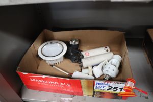 BOX OF ASSORTED ELECTRICAL INCLUDING: LIGHTS, UNTESTED