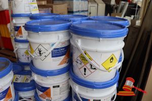408 · 2x TUBS OF ECO-CHLOR DRY CHLORINE TABLET BACTERICIDE (GRANULAR), 10kgs PER TUB