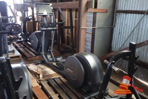 1 X Pulse Fitness Elliptical Cross Trainer, Model: 280gf, Untested, Some Marks, 570mm W X 2m L X 1.6m H, On A Pallet