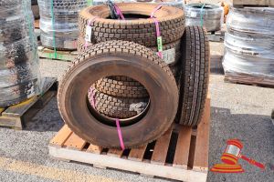 22 · 7 X KUMHO TYRE LT, 8.5R17.5, KRDO2, POSS UNUSED, ON A PALLET, (B1216505)