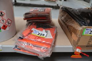 225 · APPROX 13x WOMENS LONG SLEEVE ORANGE WORK SHIRTS, SIZE: 16