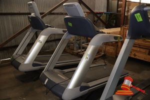 1 X Precor Treadmill, Model: Trm 811/835/885, Sn:Ajxhg15140059, 240v, Approx; 840mm W X 2m L X 1.5m H , Some Marks, Untested
