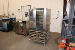 Rational Icombi 10 Tray Classic Combi Steamer Oven With Stand/Storage Rack. Model Lm200 De. 3 Phase (Plug). Approx 860 X 780 X 1680mm. Includes Approx 20 Trays
