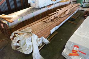 79 · KARRI FEATURE, FLOORING END MATCHED, 80 x 19, RANDOM LENGTHS, 588lm, 47.04m2, PACK DIMS L5400 x W500 x H500mm