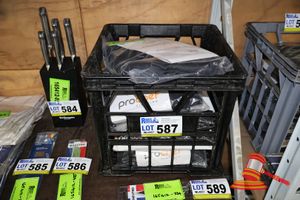 587 · ASSORTED CHEF CLOTHING ITEMS