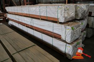 130 X 020 Decking Jarrah Featureapprox 407.000m3 Lm Random Lengths (Pack No - 310001738) Transport Dims - L5.6mt X 500mm X 500mm