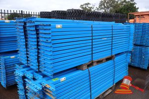 16 X Pallet Racking Uprights Approx 4.8m High 850mm Deep, Approx 84pcs Cross-Beams 2600mm Wide