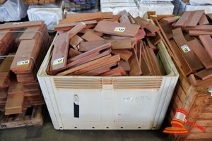 137 · TUB OF DRESSED JARRAH SHORTS - NOTE TUB NOTE INCLUDED BUYER TO REMOVE