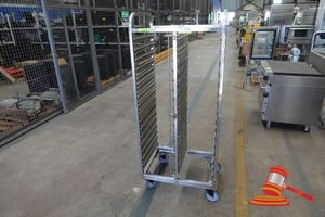 139 · 1 X GASTRONORM/BAKERY TROLLEY, STAINLESS STEEL, 16 TRAY, APPROX; 710MM W X 590MM D X 1.7M H