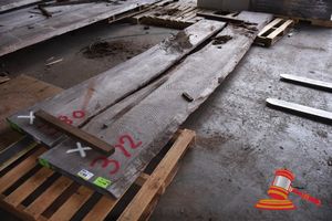 Live Edge Jarrah Slab, 4.7 X 600/725 X 55
