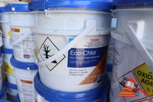 476 · 2x TUBS OF ECO-CHLOR DRY CHLORINE TABLET BACTERICIDE (GRANUALR), 10kg PER TUB