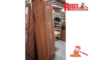 354 · TIMBER DOOR WITH 2x GLASS PANELS, CODE: ED 31, 2020 x 870 x 38mm