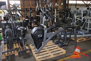 1 X Cybex Arc Trainer, Model: 620a, Sn:B08-01620a9504n1800, Untested, Some Marks,Approx; 1.9m L X 1m W X 1.4m H, On A Pallet
