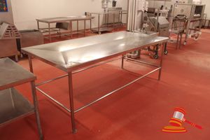 27 · HD STAINLESS STEEL WORK/PROCESSING TABLE WITH DRAINAGE CHANNELS AND DRAINAGE HOLES. TILTABLE TABLE TOP. APPROX 2300 X1100 X 870MM