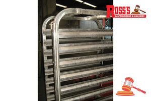 25 · 1 x S/STEEL GASTRONORM OVEN TROLLEY