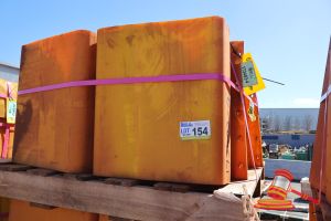154 · MULTOTEC BEAM LINERS, 400X400X540, INCLUDES:APPROX 8 X LINER SQUARE BOTTOM DECK, YELLOW, DIMENSIONS: 1.2M X 1.2M X 700MM ON PALLET, WEIGHT: 300KG PER BUNDLE, MULTOTEC PART NO: 292656 (USED, SOME MARKS), (B9218372)