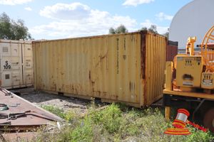 8 · 20fT YELLOW SEA CONTAINER WOOD FLOOR TYNE POKETS, SOME DENTS, RUST EVIDENT, * PICK UP BY APPOINTMENT ONLY* (ID - SCU1770872)