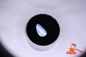 Doublet Opal, Freeform Cut, 1 Cts