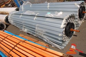 18 · ROLLER DOOR 2800 WIDE x 3700mm H ZINLAWINE